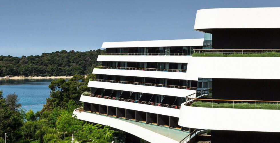 HOTEL LONE